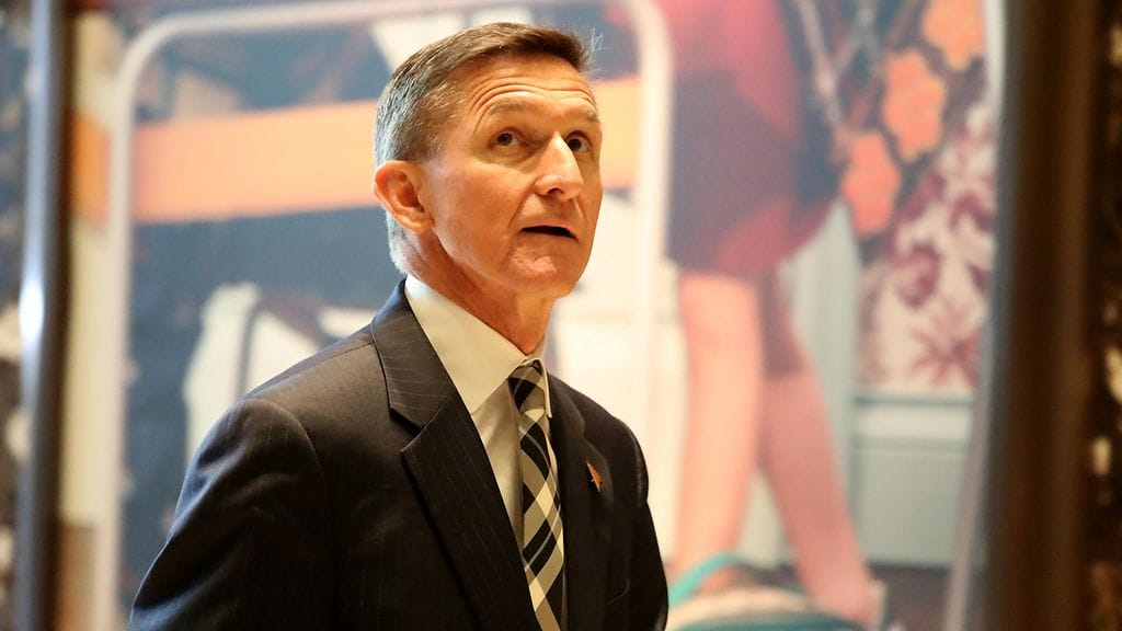 Valkoisen talon mukaan Michael Flynn erosi menetettyään presidentti Trumpin luottamuksen.