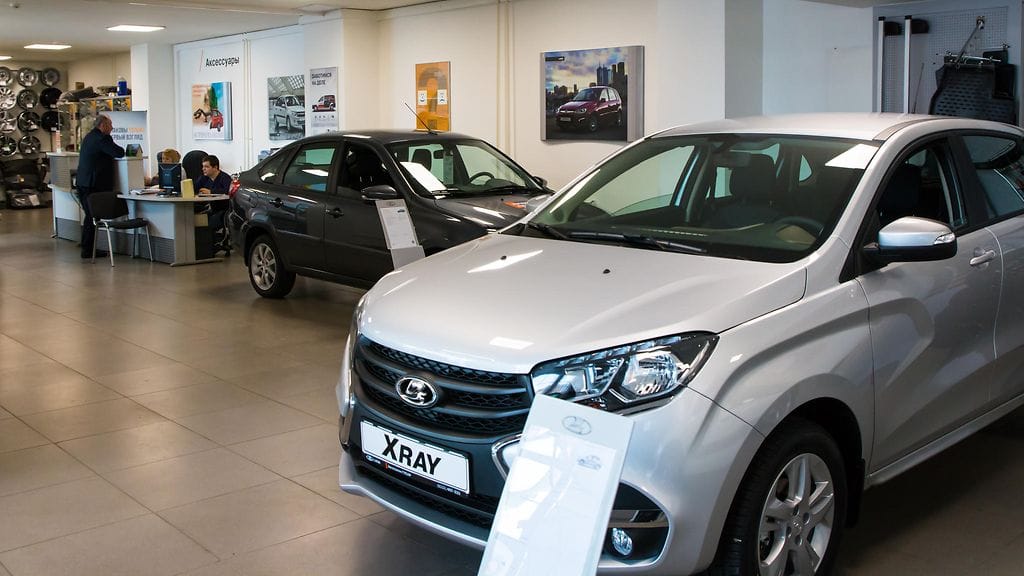 Lada-myymälä Venäjällä.