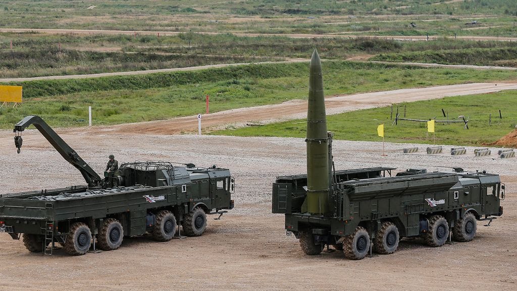 Venäläinen Iskander-ohjusjärjestelmä. New York Timesin mukaan sijoitetut SSC-8 -ohjukset muistuttavat Iskander-järjestelmää.