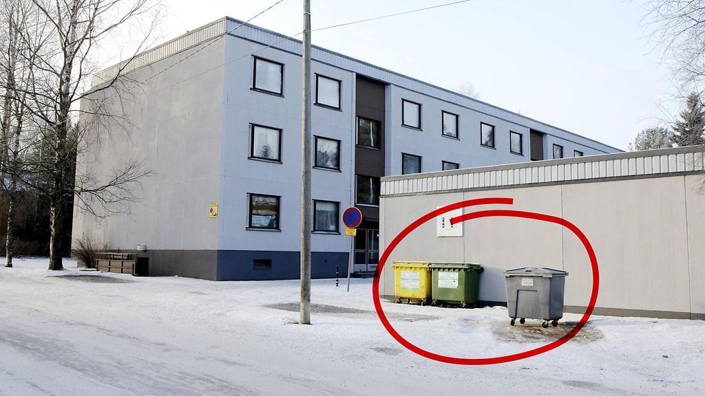 Osa ruumiista päätyi kerrostaloasunnon jäteastiaan.