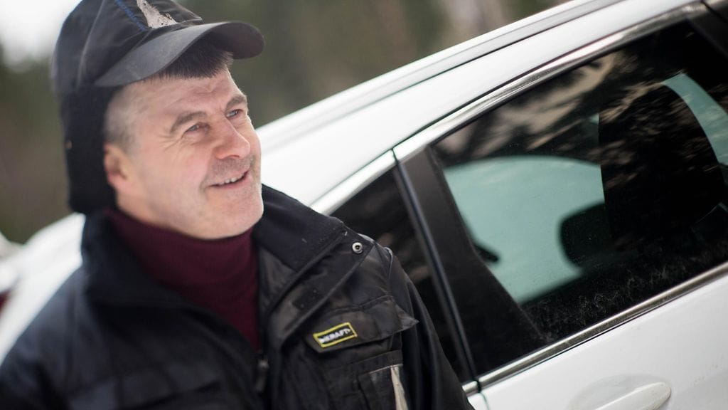 Jarmo Saarela ajaa autoa lähes 100 000 kilometriä vuodessa.