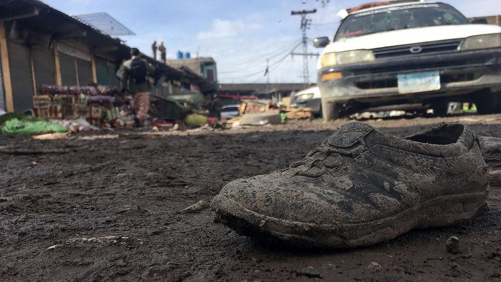 autopommi räjähti 21.1.2017 Pakistanissa Parachinarin kaupungissa. ainakin 20 ihmistä sai surmansa.