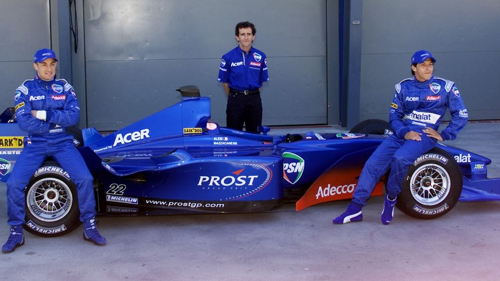 Jean Alesi (vas.), Alain Prost ja Gaston Mazzacane Melbournen kaudenavauksessa 2001.