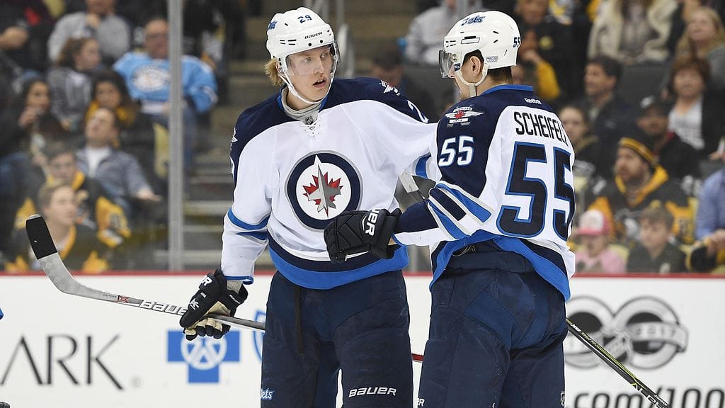 Patrik Laine ja Mark Scheifele olivat tehokkaita (arkistokuva).