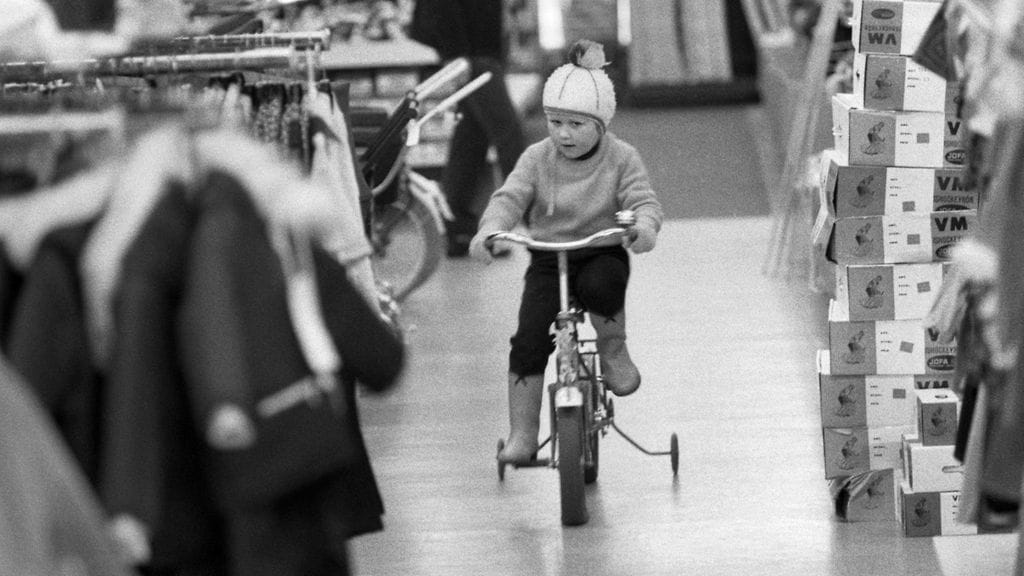 Anttilan alennustavaratalo Salossa, maaliskuu 1971