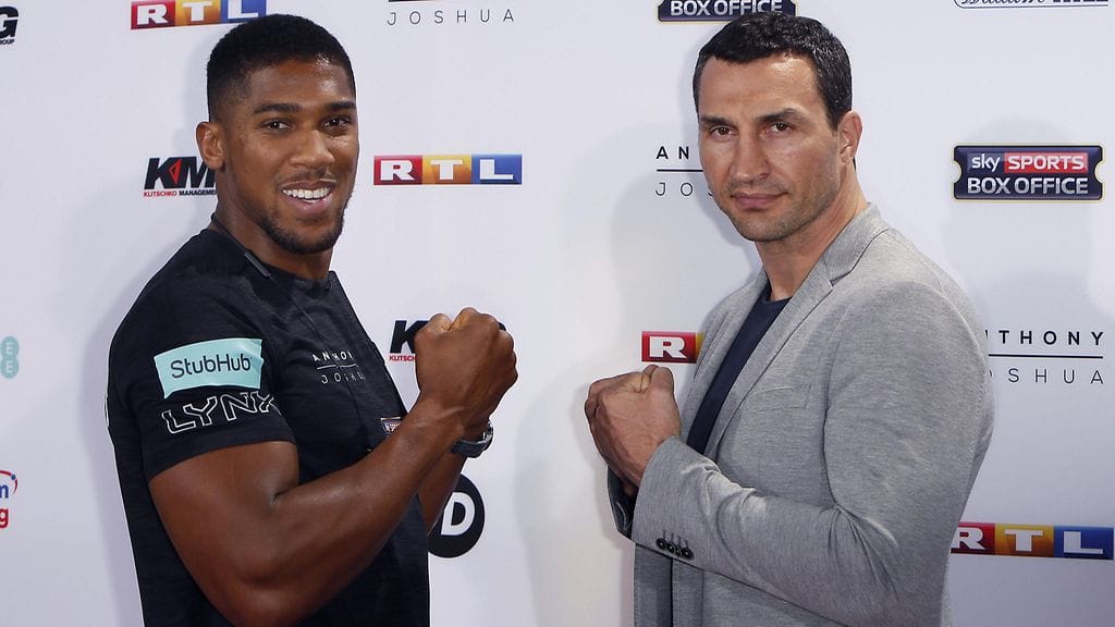 Anthony Joshua ja Vladimir Klitshko kohtaavat jättiottelussa.