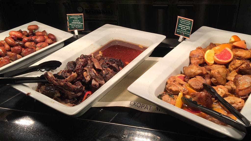 Buffetruokailun suosio on laskenut huippuvuosista.