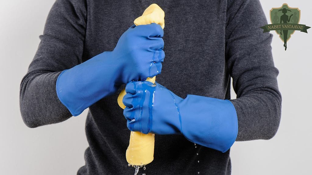 Juttusarjassa naiset vastaavat joka viikko lukijoiden kysymyksiin.