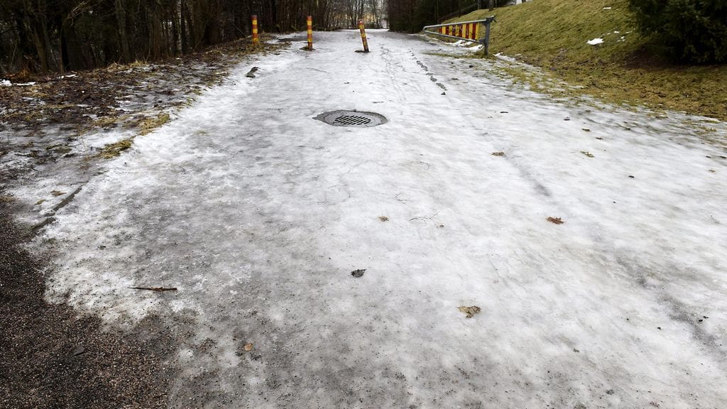 Ulkoilureitti Suvelassa Espoossa 19. helmikuuta 2017.