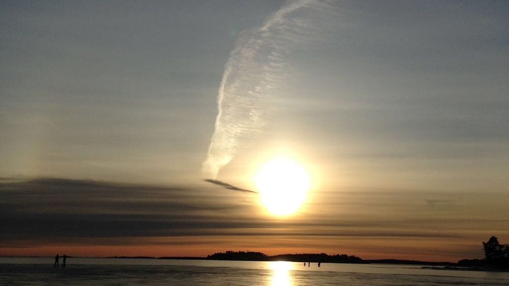 Tämän illuusion ikuisti Helsingin Lauttasaaressa 10-vuotias Diana Kallström.