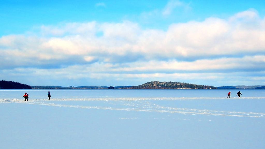 Puolipilvistä, Kalevi Elmala, Lahti