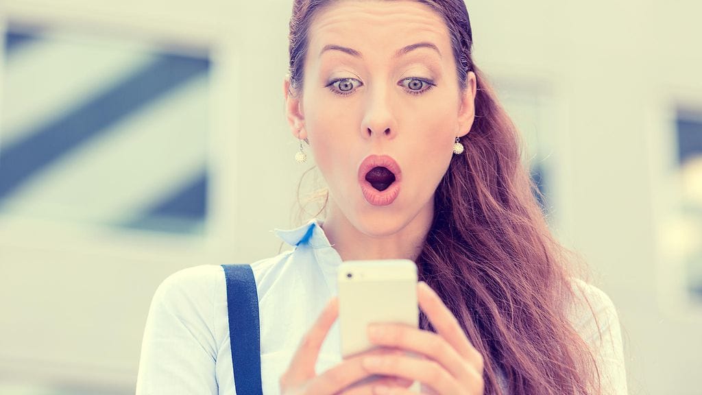 Miksi miehet lähettävät kuvia intiimialueistaan?