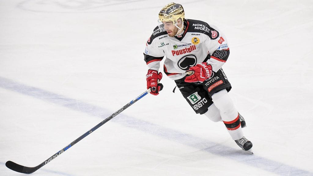 Simon Suoranta on pitkään sivussa.