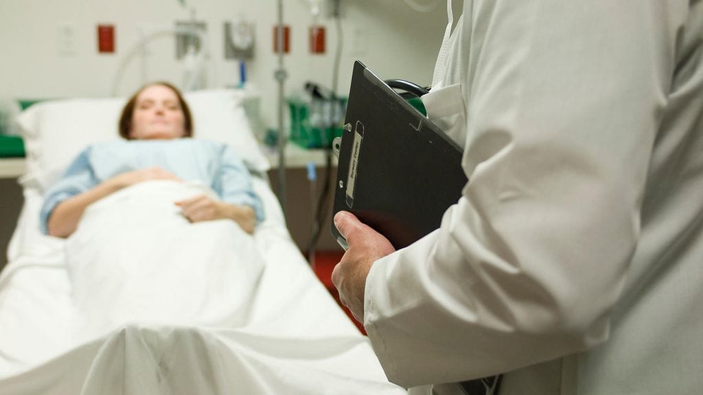 Keuhkokuume voi olla iäkkäille kohtalokas tauti. Kuvituskuva.