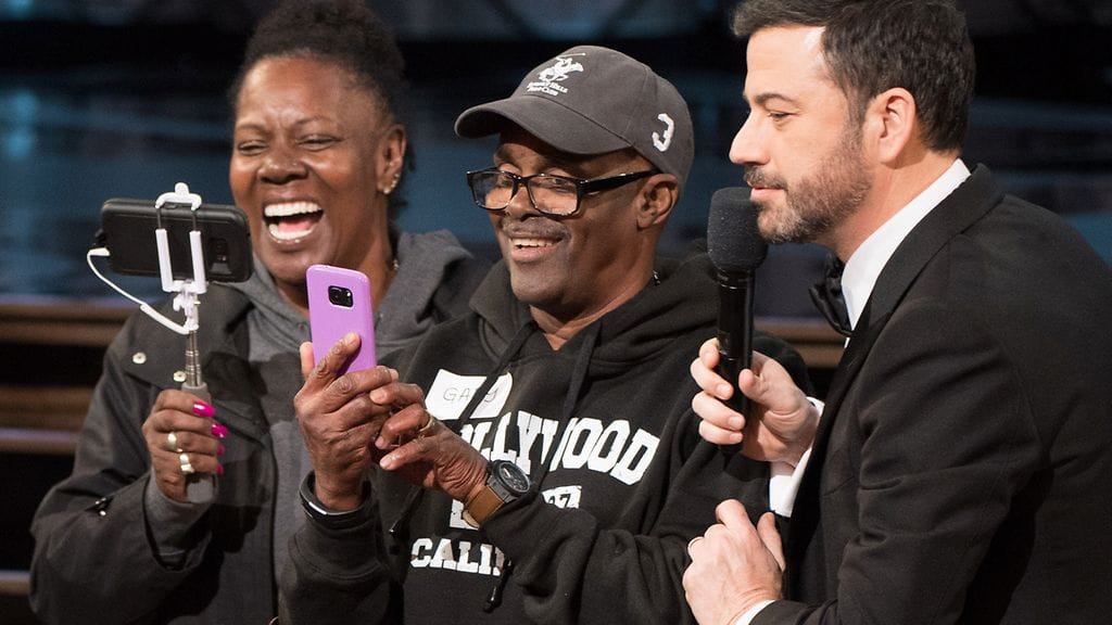 Vicky, Gary ja Jimmy Kimmel.