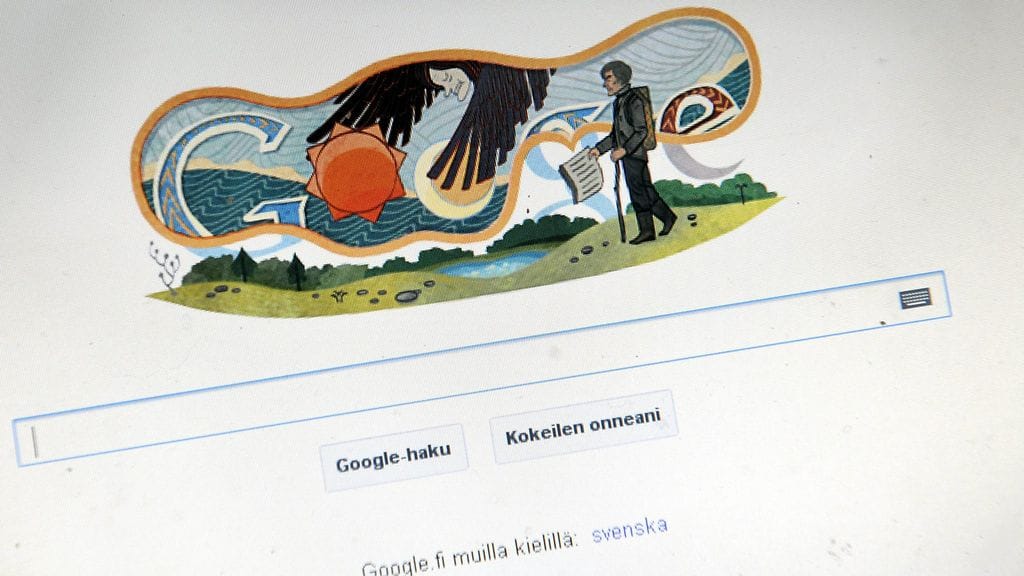 Google juhlisti 9.4.2012 Elias Lönnrotin 210-vuotissyntymäpäivää Lönnrot-aiheisella doodlella eli Google-logomuunnoksella.