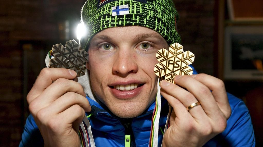 Iivo Niskasen komea saalis Lahdesta: MM-kultaa ja -pronssia.