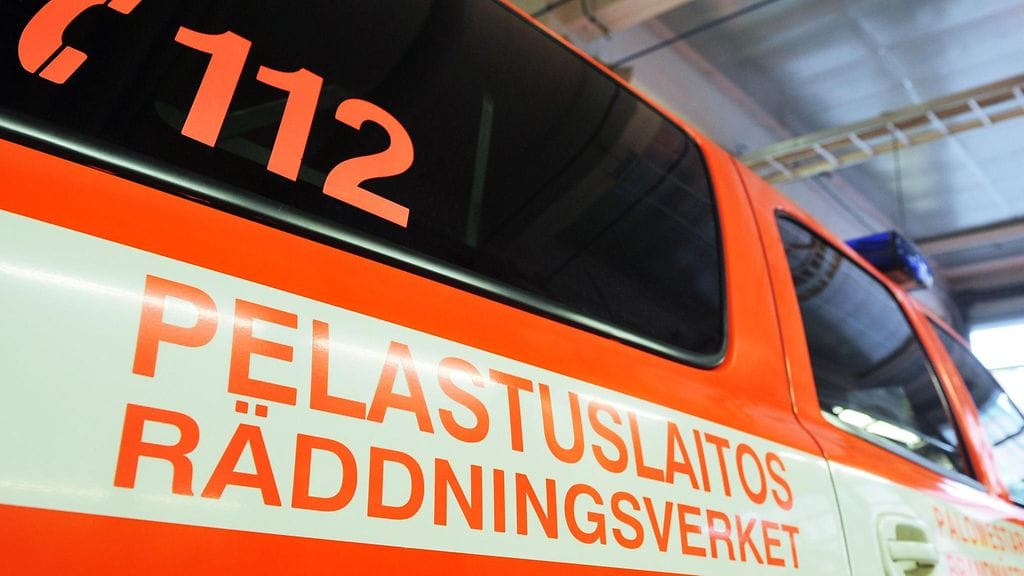Tieltä autollaan suistuneen ajoneuvon kuski  menehtyi tapahtumapaikalla. Kuvituskuva.