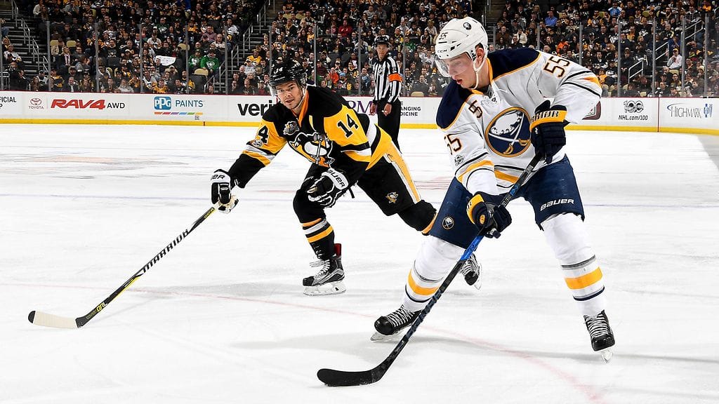 Rasmus Ristolainen saa pelata paljon.