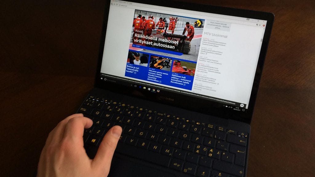 Asus Zenbook 3 Ultrabook kannettava tietokone