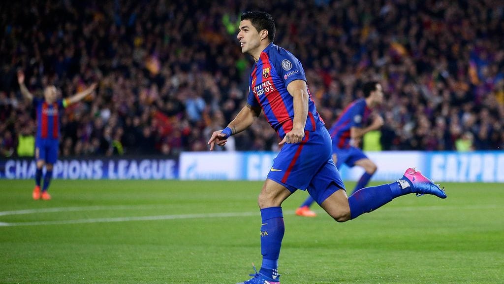 Luis Suarez aloitti Barcelonan kirin.