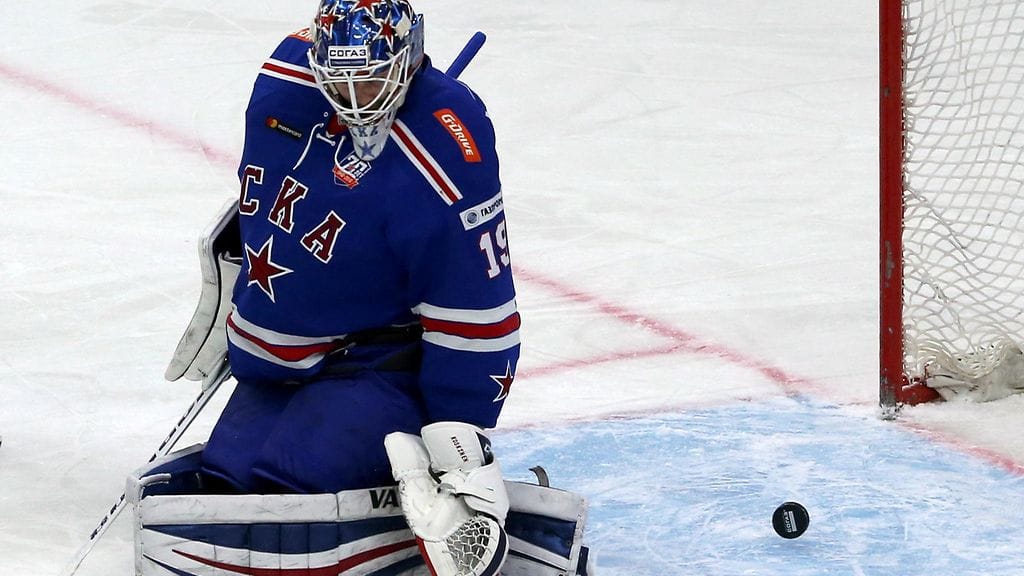 SKA-vahti Mikko Koskinen on yllätetty jo kahdesti punaviivalta pudotuspelisarjassa.