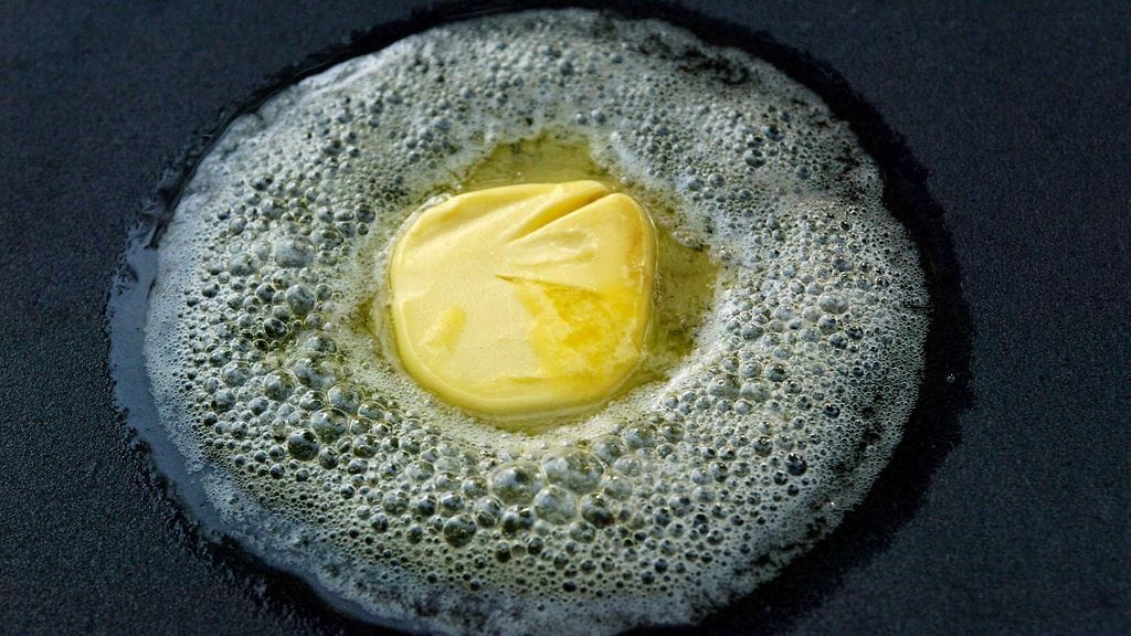 Voi sisältää paljon tyydyttynyttä rasvaa.