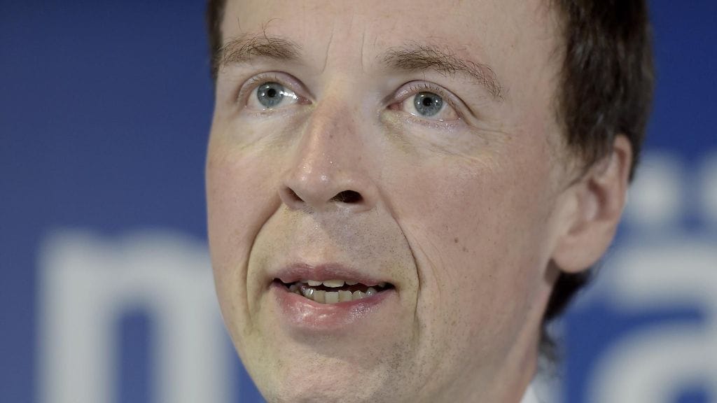 Halla-ahon kommentoi EU-eron mahdollisuutta vappupuheessa.