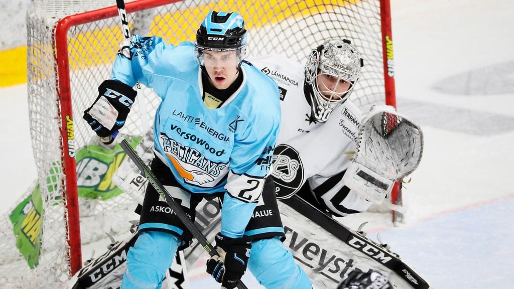 Tilanteet, joissa maalivahtia mahdollisesti häiritään, voi jatkossa haastaa SM-liigassa.