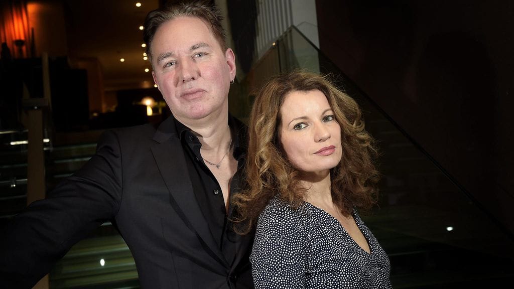 Lars Keplerin muodostava ruotsalainen kirjailijapariskunta Alexander Ahndoril ja Alexandra Coelho Ahndoril Helsingissä 17. maaliskuuta 2017.