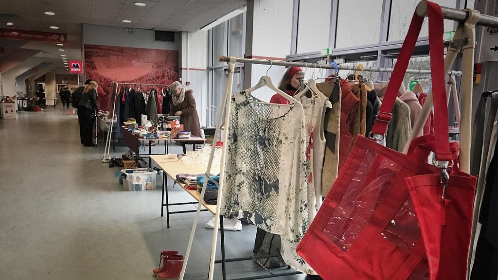 Helsingin jäähallin kirpputori