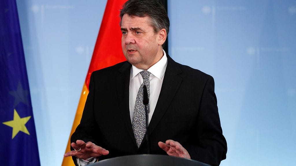 Saksan ulkoministeri Sigmar Gabriel tuomitsi Erdoganin natsipuheet.