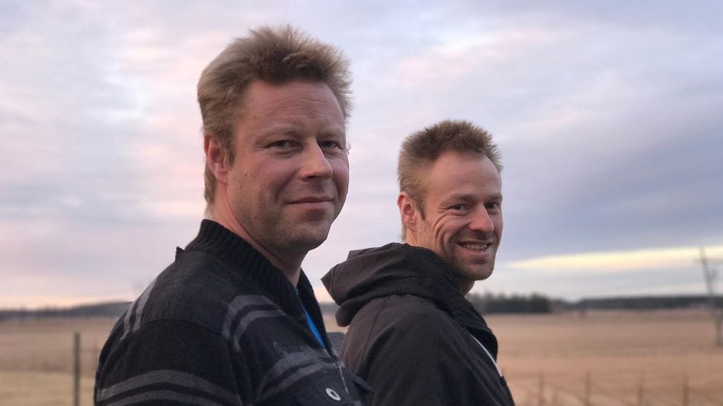 Leevi ja Erkki Koistinen laaja
