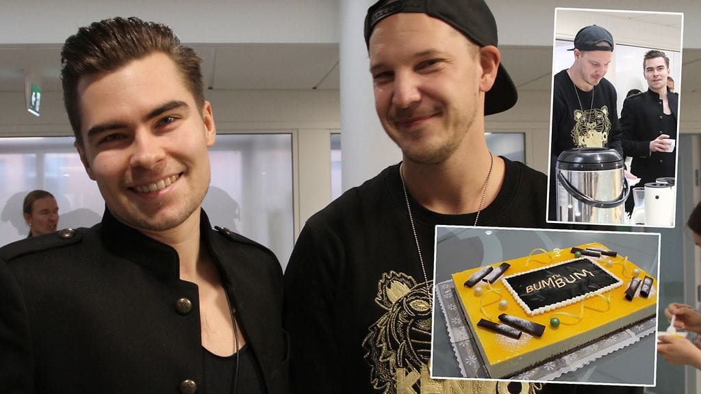 Kalle Lindroth (vas.) ja Heikki Puhakainen yllätettiin kakkukahveilla.