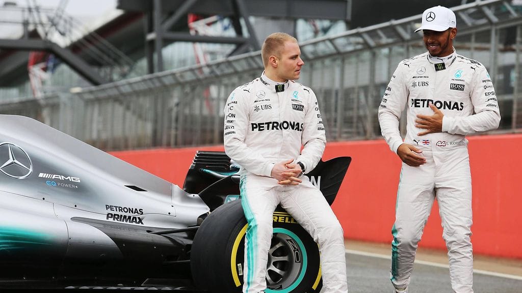 Valtteri Bottas ja Lewis Hamilton