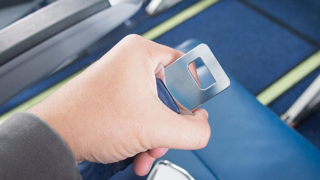 20 vuoden kokemuksen omaava lentäjä vakuuttaa lentämisen olevan turvallista.