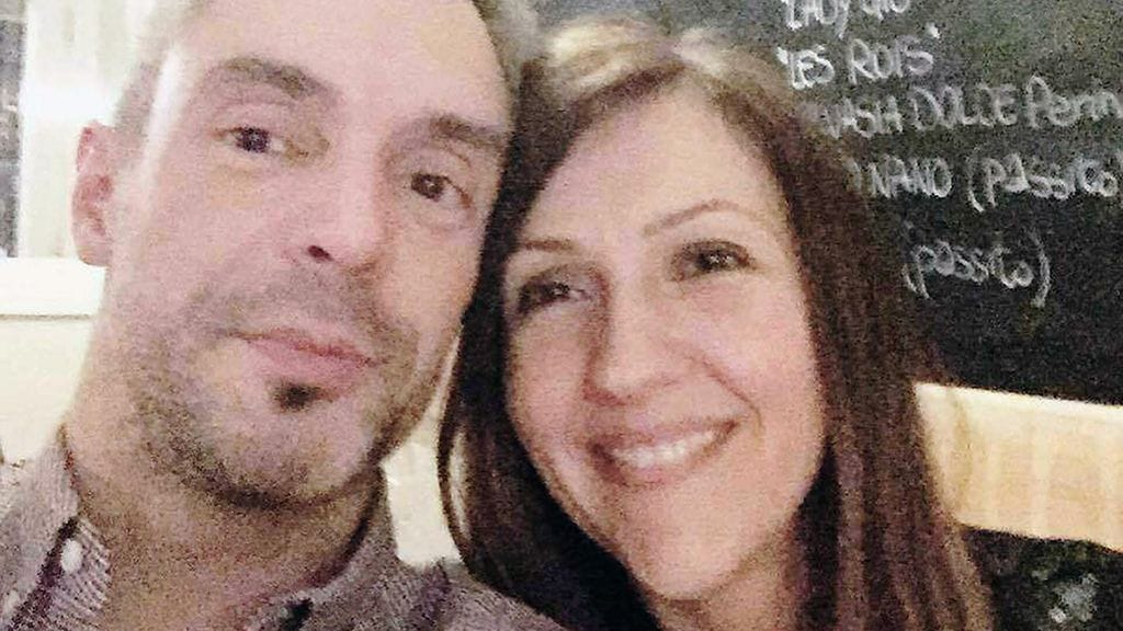 frade miehensä kanssa