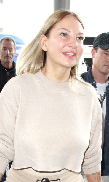 Sia 22.3.2017 Los Angelesin lentokenttä 3