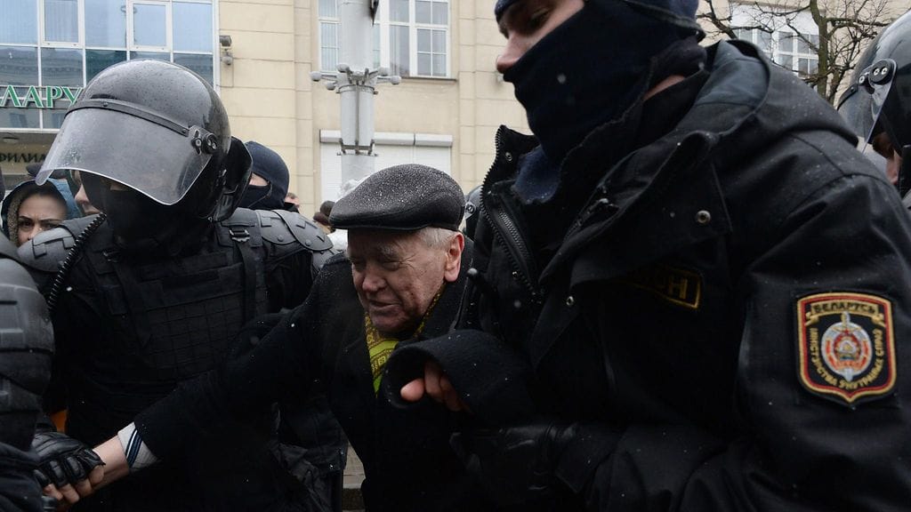 Ihmisoikeusjärjestö Amnesty Internationalin mukaan ihmisiä otettiin kiinni sattumavaraisesti.