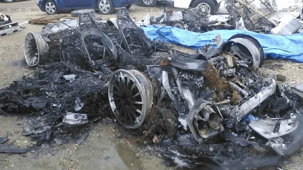 Kuvan Lamborghini Huracan on myynnissä poikkeuksellisen halvalla. Kyllä tästä vielä soivan pelin saa.