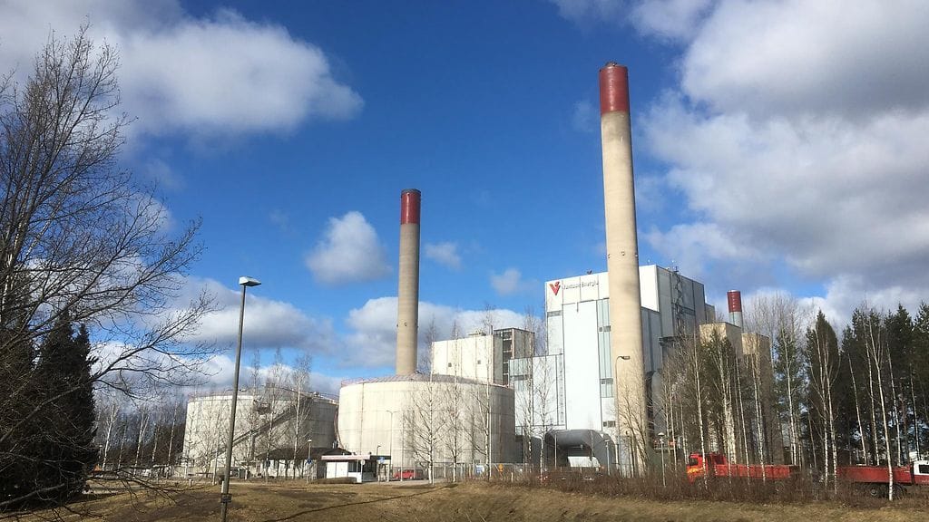 Purkutöissä mukana ollut henkilö loukkaantui vakavasti.