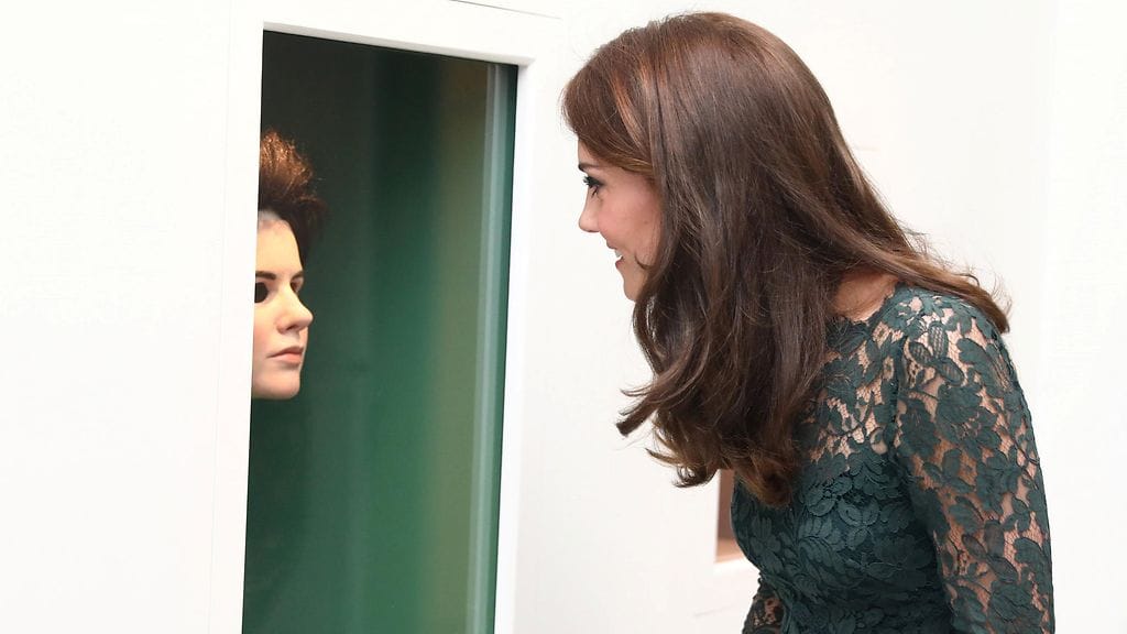 Catherine hyväntekeväisyysgaalassa Lontoossa 28.3.2017 2