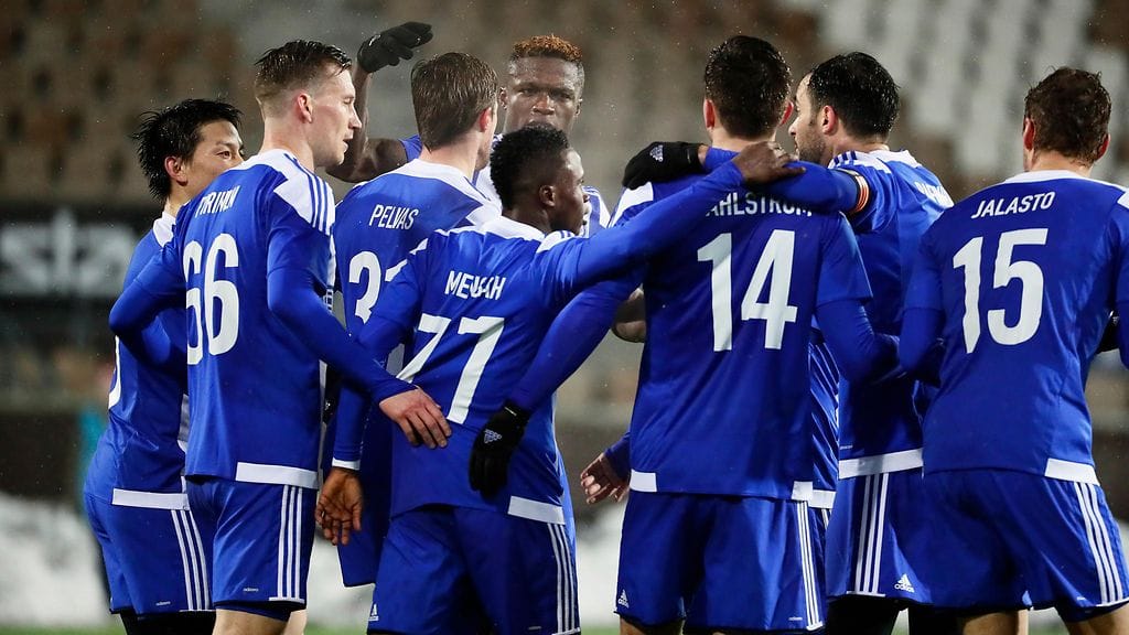 HJK:n pelaajia Suomen cupin ottelussa maaliskuun alussa.