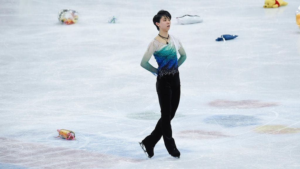 Yuzuru Hanyu MM-jäällä lauantaina.