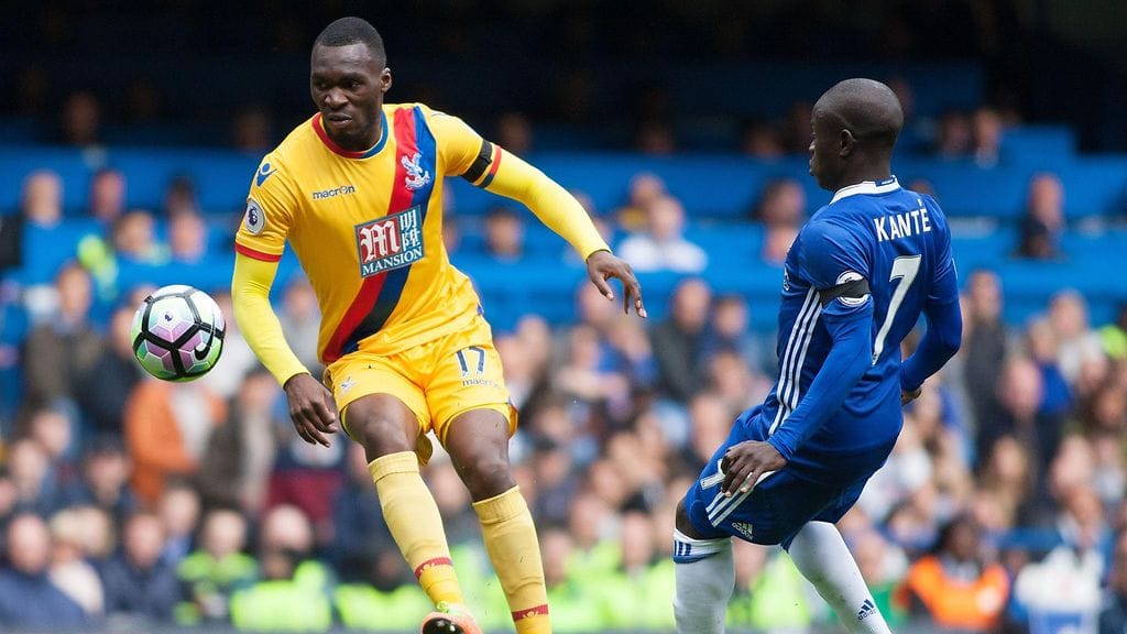 Christian Benteke nosti upean voittomaalin Chelsean verkkoon.