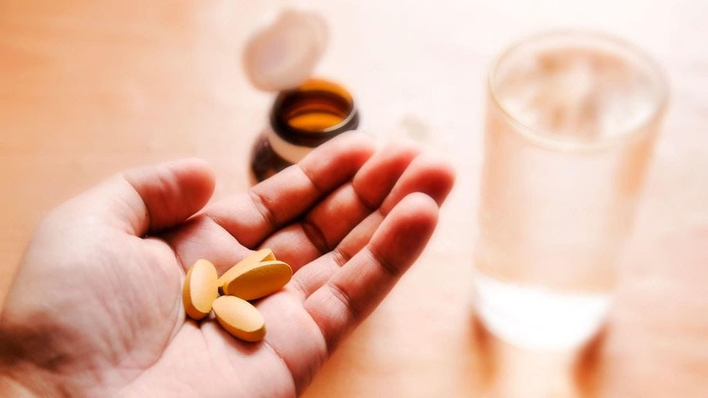 Vitamiinilisät eivät tutkimuksessa näyttäneet ehkäisevän Alzheimerin tautia. Kuvituskuva.