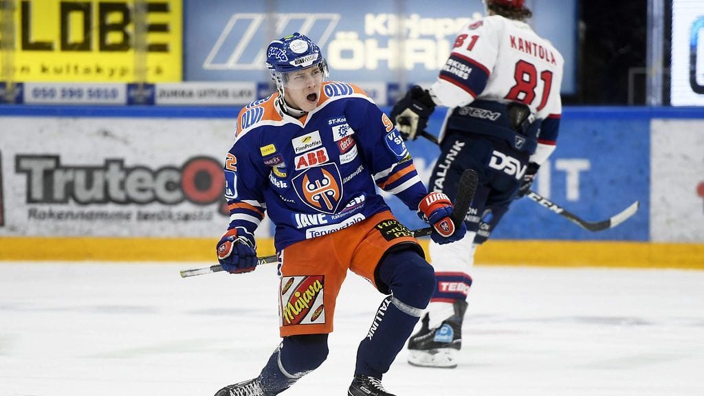 Sebastian Repo niittasi voittomaalin toisessa erässä.