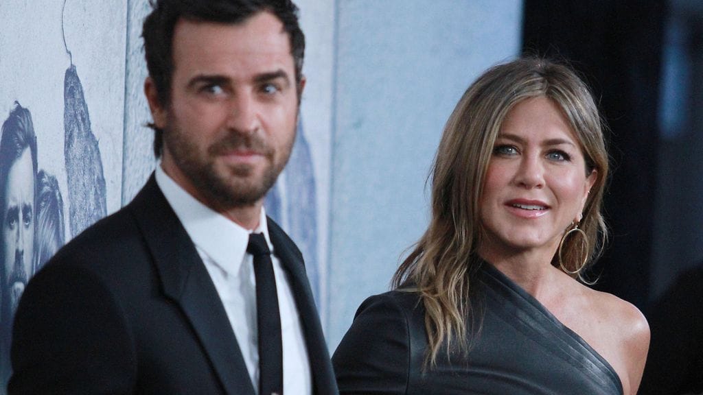 Justin Theroux ja Jennifer Aniston 4.4.2017 1 The Leftovers -sarjan 3. kauden ensi-illassa