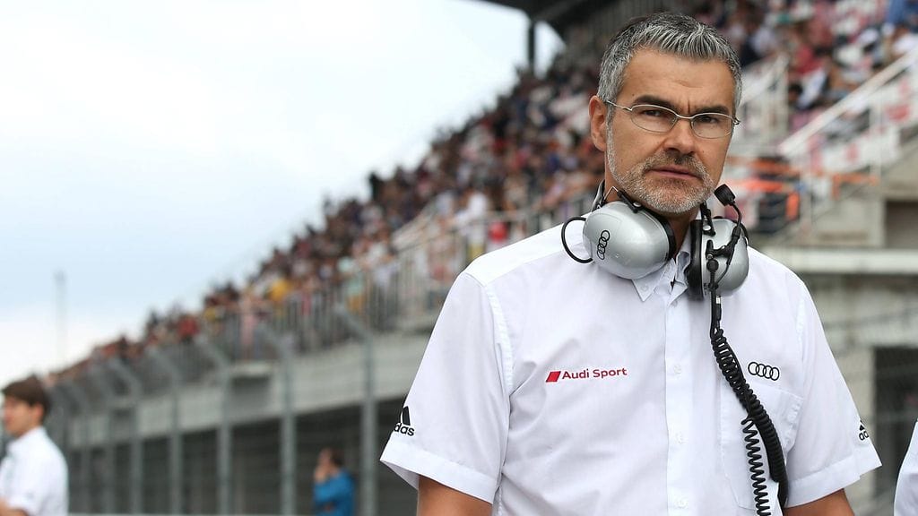 Audin moottoriurheilupomo Dieter Gass.