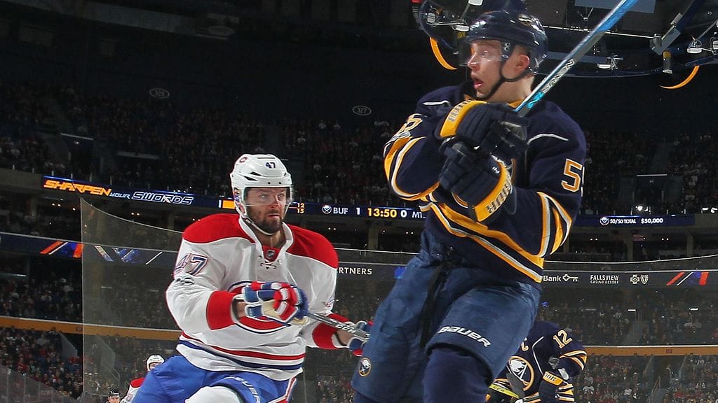 Rasmus Ristolainen ottelussa Montrealia vastaan.